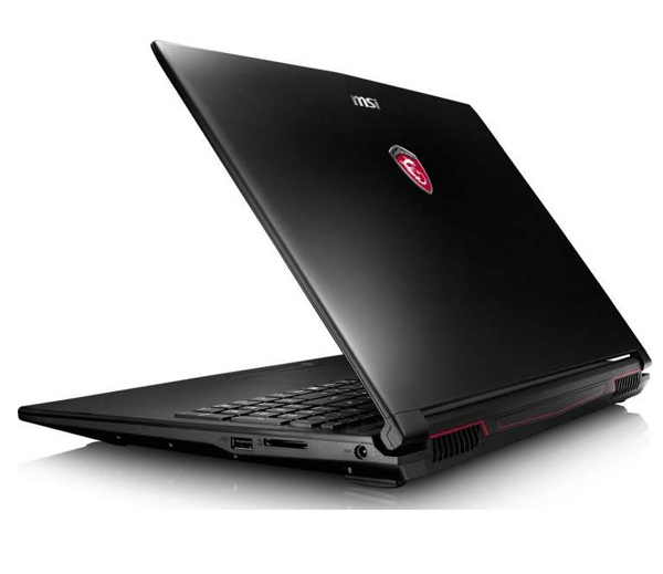 MSI - GV62 7RD i7-7700HQ 128GB SSD + 1 TB SATA 8GB 15.6